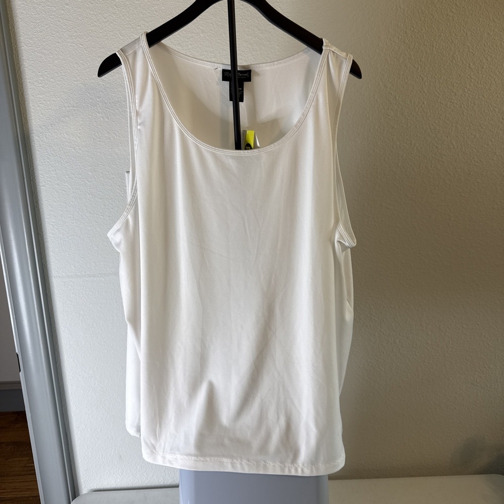 Maggie Barnes Women's Blouse Sleeveless Plus Size 4XL New